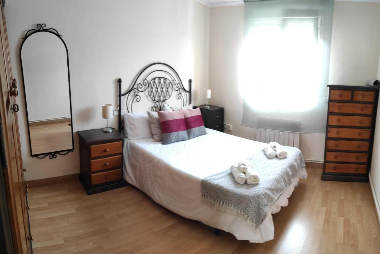 Apartamento De 2 Habitaciones A Un Paso De Begona Gijón Esterno foto