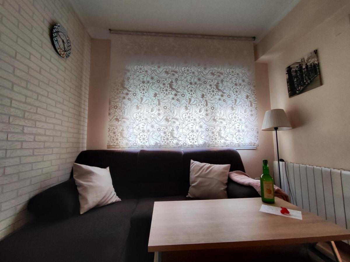 Apartamento De 2 Habitaciones A Un Paso De Begona Gijón Esterno foto
